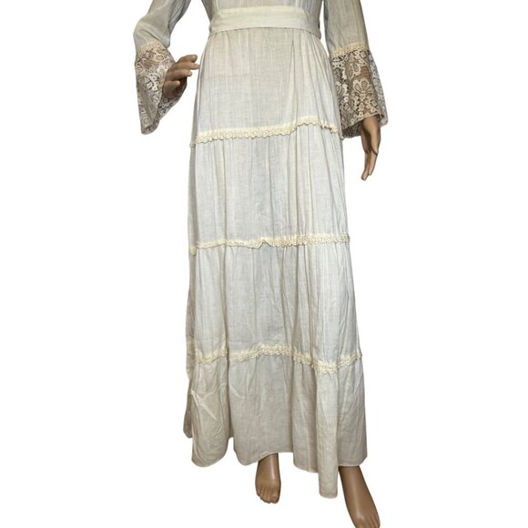 Vintage 70s Ivory Boho Praire Cottagecore Tiered Maxi Dress Crochet Bell Sleeves - Picture 4 of 16